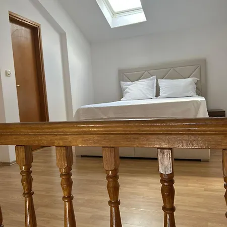 Ana Apartment