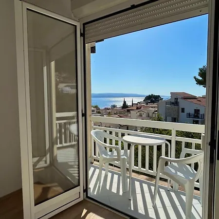 Ana Apartment *